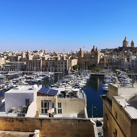 Dghajsa Guest house 4*