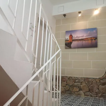 Guest house Dghajsa 4*